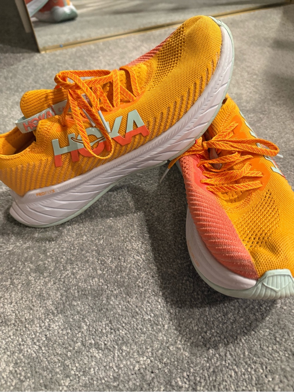 Hoka One One Carbon X 3 Sneaker. Radiant Yellow. Worn 2x’s.